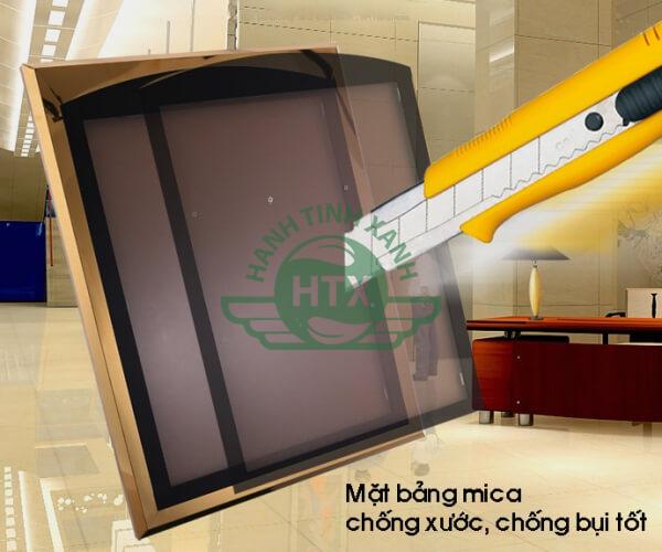 Bảng chào nhà hàng bọc mica chống xước, chống bụi