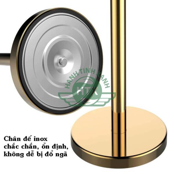 Chân đế làm từ chất liệu inox không gỉ, độ bền cao