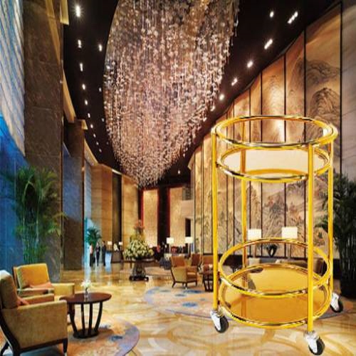 Xe đẩy đồ uống hình tròn tại khách sạn
