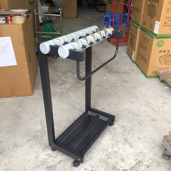 Hình ảnh thực tế giá để ô có khóa bảo vệ