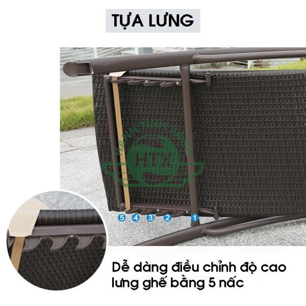 Tựa lưng thiết kế các nấc giúp điều chỉnh dễ dàng