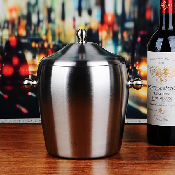 Hình ảnh xô đựng đá 2l có nắp của Hành Tinh Xanh