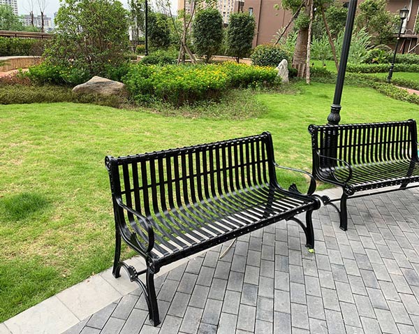 Hành Tinh Xanh chuyên cung cấp các loại ghế công viên, ghế ngoài trời với mẫu mã đẹp, giá tốt