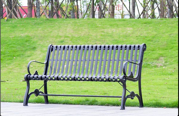 Hành Tinh Xanh chuyên bán các loại ghế ngoài trời với giá tốt