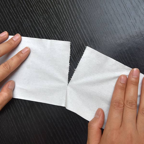 Chất liệu giấy bền, an toàn cho người sử dụng