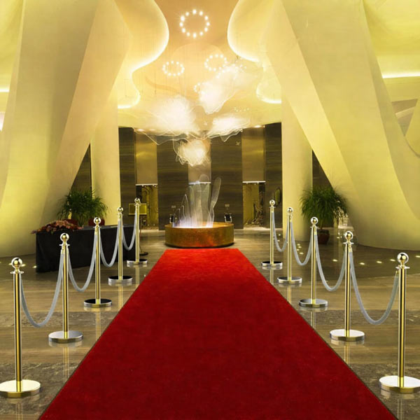 Hành Tinh Xanh chuyên cung cấp cột chắn inox và phụ kiện cho sự kiện, nhà hàng