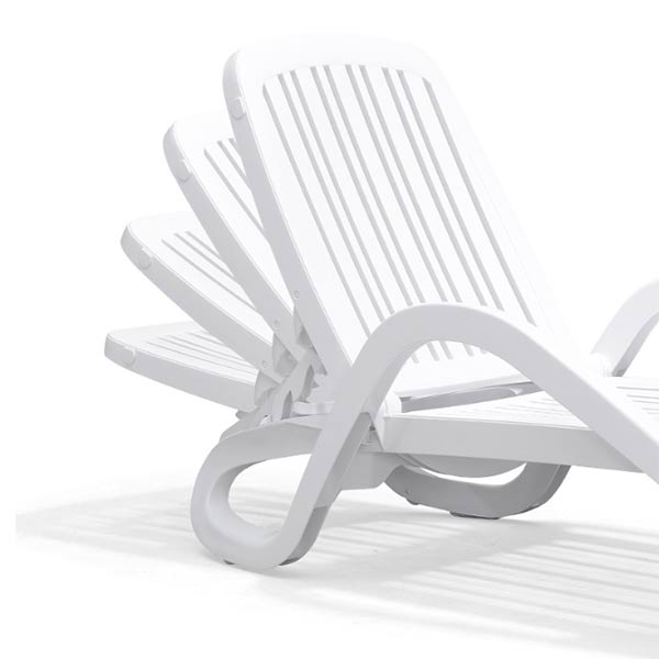 Ghế có phần tựa lưng có thể điều chinh linh hoạt nhiều góc độ