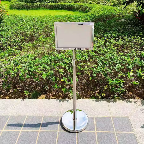 Bảng thông tin bằng inox nâng hạ A4 chất liệu cao cấp, sử dụng tốt ở ngoài trời